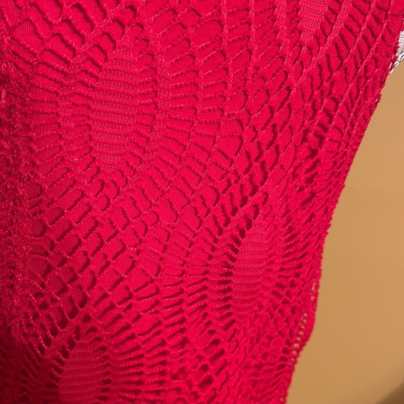 Top - Picture 3 of 4